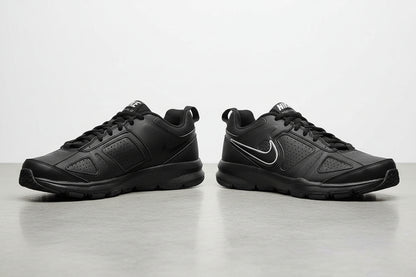 Nike T-Lite XI Herren Sneaker – Schwarz (Black/Black)